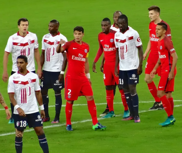 Arbitrage: réponse au LOSC après Santos et focus sur le penalty annulé du PSG