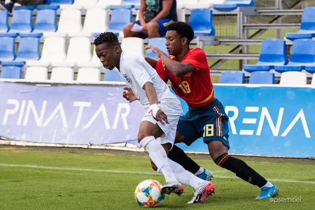 PSG eye Alejandro Balde ahead of winter transfer window