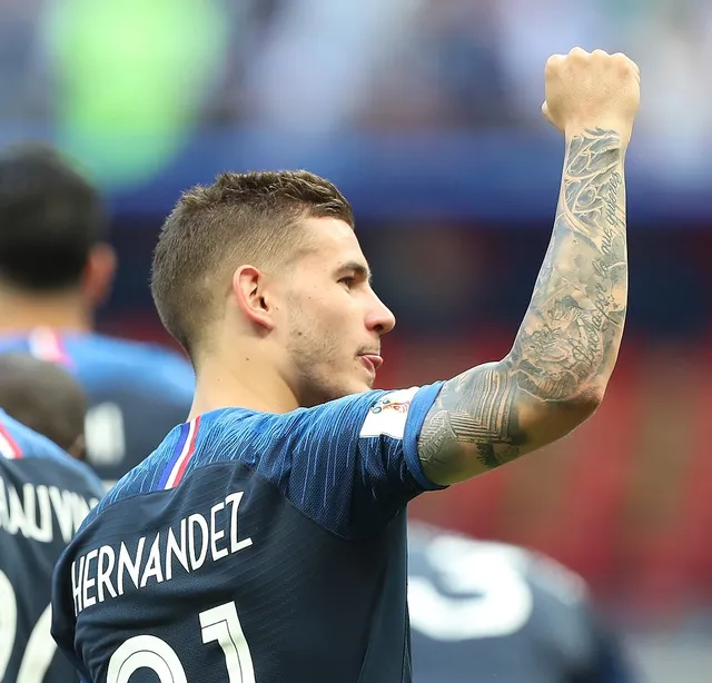 Luis Enrique aligne Lucas Hernandez à gauche, Lucas Digne écarté contre Barcelone