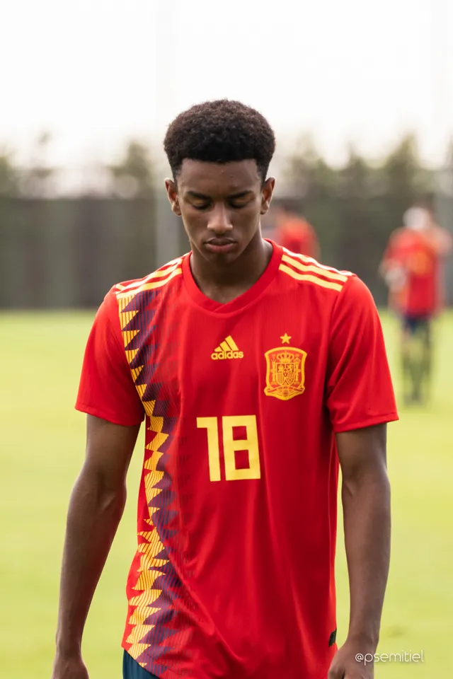 PSG eyeing Alejandro Balde with €40m bid